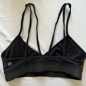 Lululemon sports bra black size 4